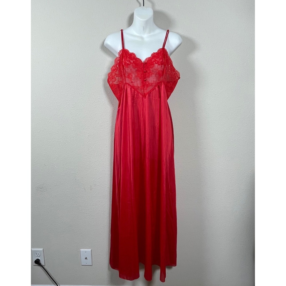 Kayser Vintage Nightgown Women L‎ Coquette Red Lace Bodice Maxi Antron Nylon USA